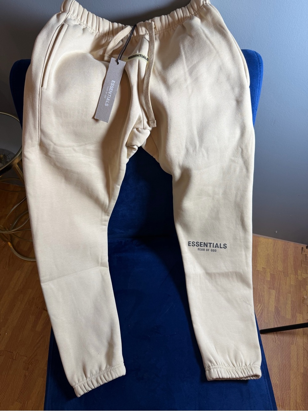 Fear of God ESSENTIALS Light Cream Drawstring Sweatpants